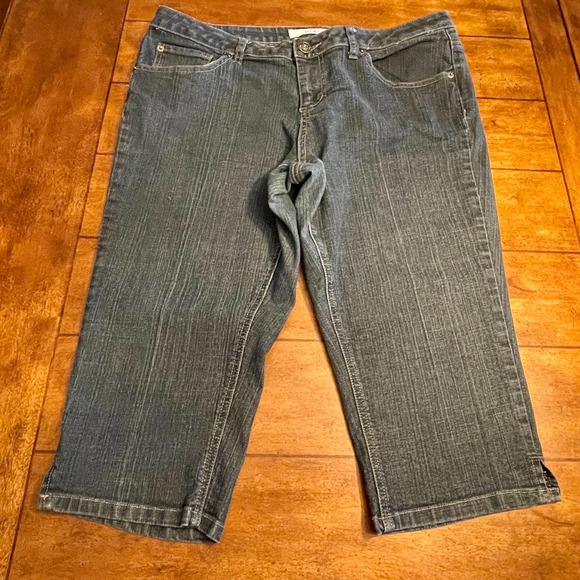 Mixit Blue Denim Capri Pants Stretch Women's 16 D11-841 - Picture 1 of 9